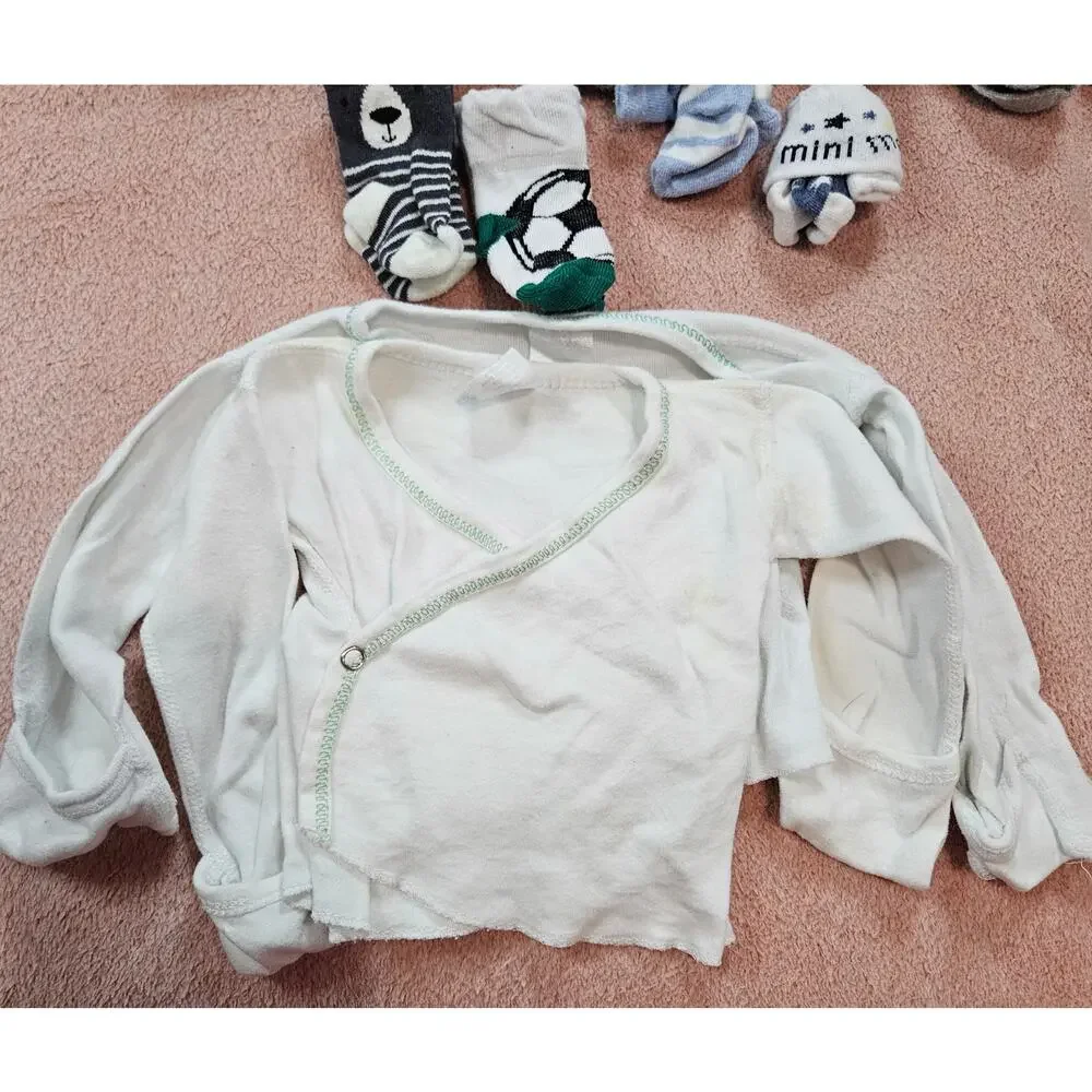 Lot of Infant/Newborn Items